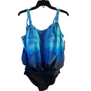 Meet Curve Bathing suit large blue new slimming